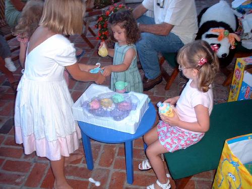 Caroline's party- the tea party.jpg 38.0K